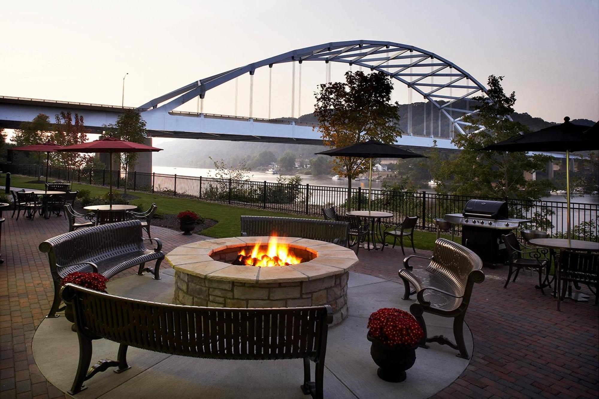 Fairfield Inn & Suites Pittsburgh Neville Island Robinson Township Dış mekan fotoğraf