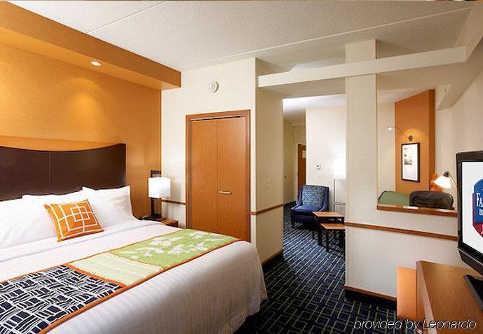 Fairfield Inn & Suites Pittsburgh Neville Island Robinson Township Oda fotoğraf